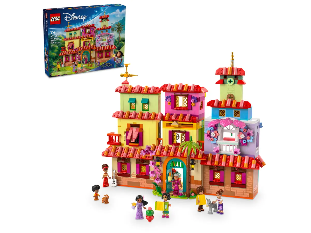 LEGO. Casa magica a familiei Madrigal