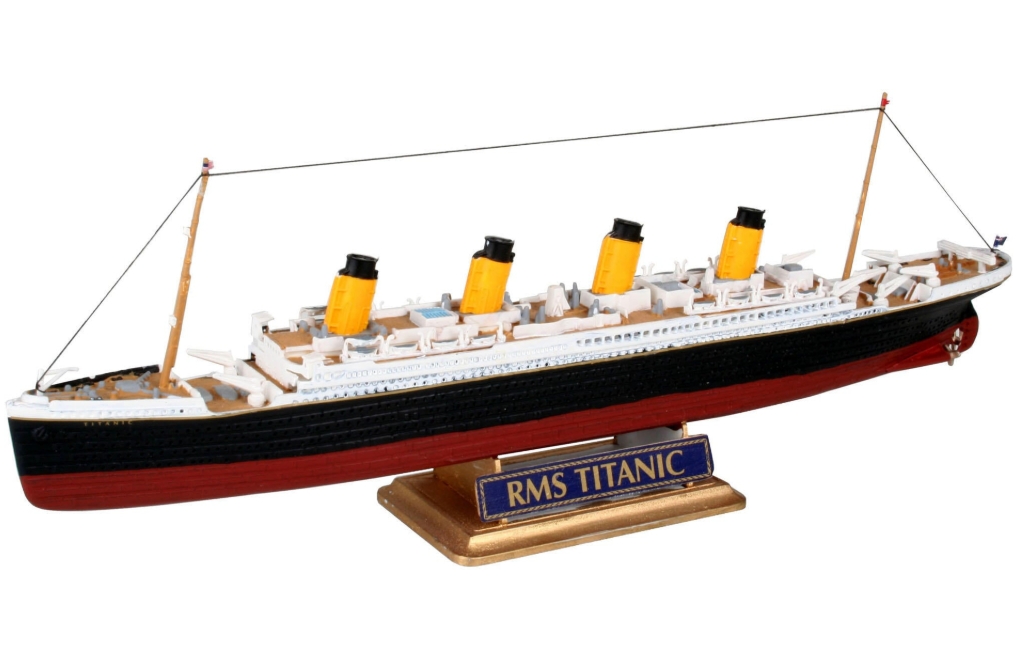 Revell macheta R.M.S. Titanic. Kit plastic