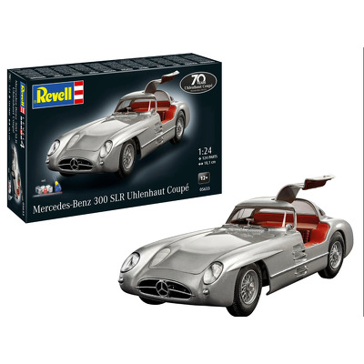 Revell Mercedes - Benz 300 SLR 70th anniversary gift set